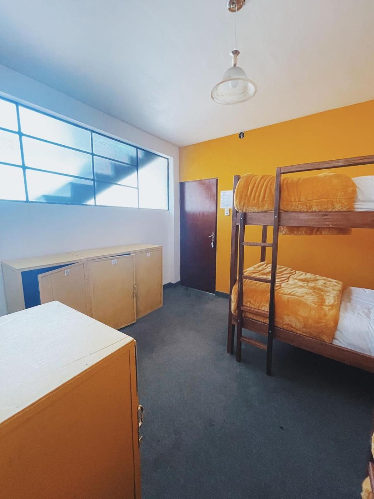 Lobo Hostel La Paz Bagian luar foto