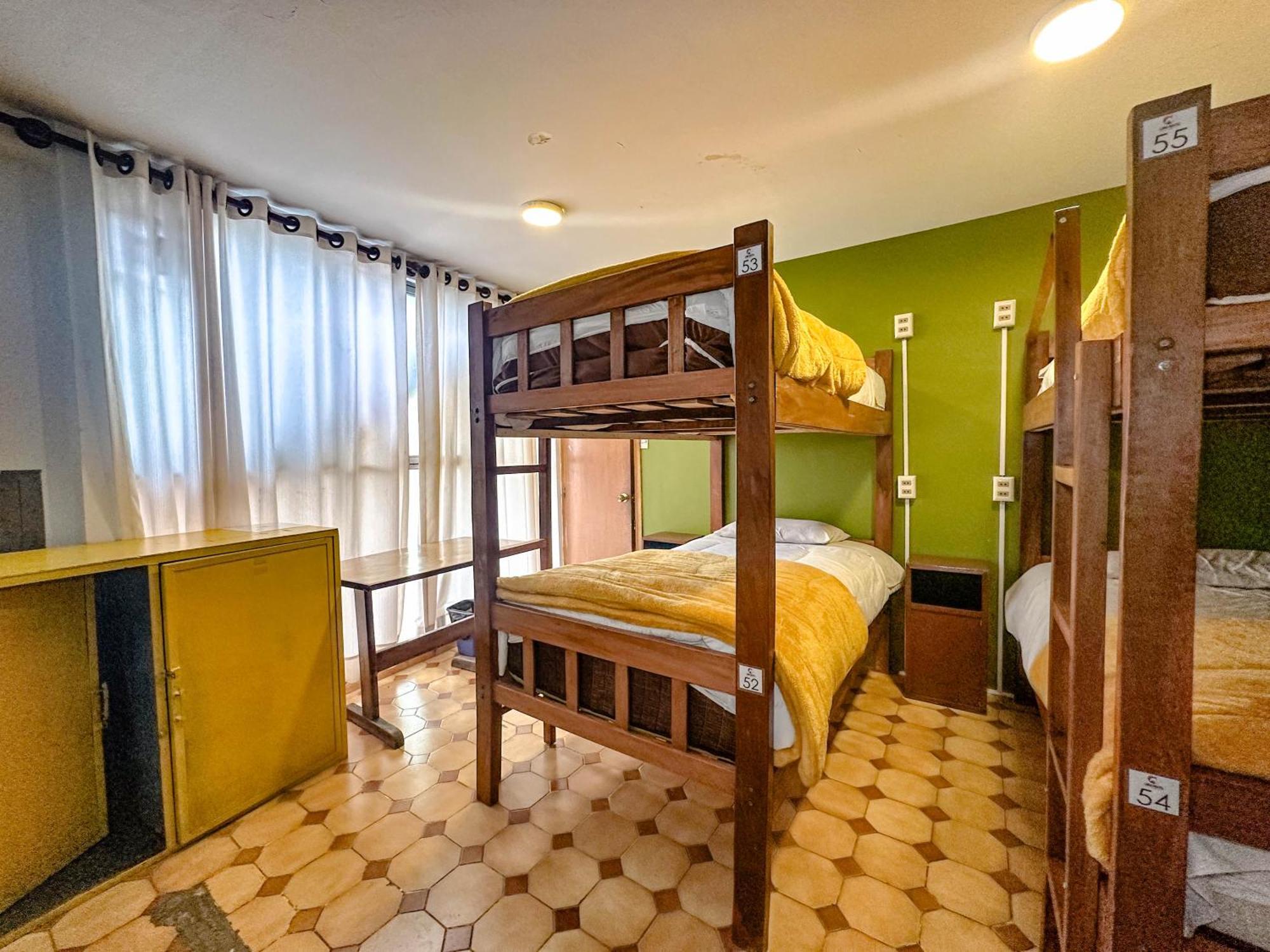 Lobo Hostel La Paz Bagian luar foto