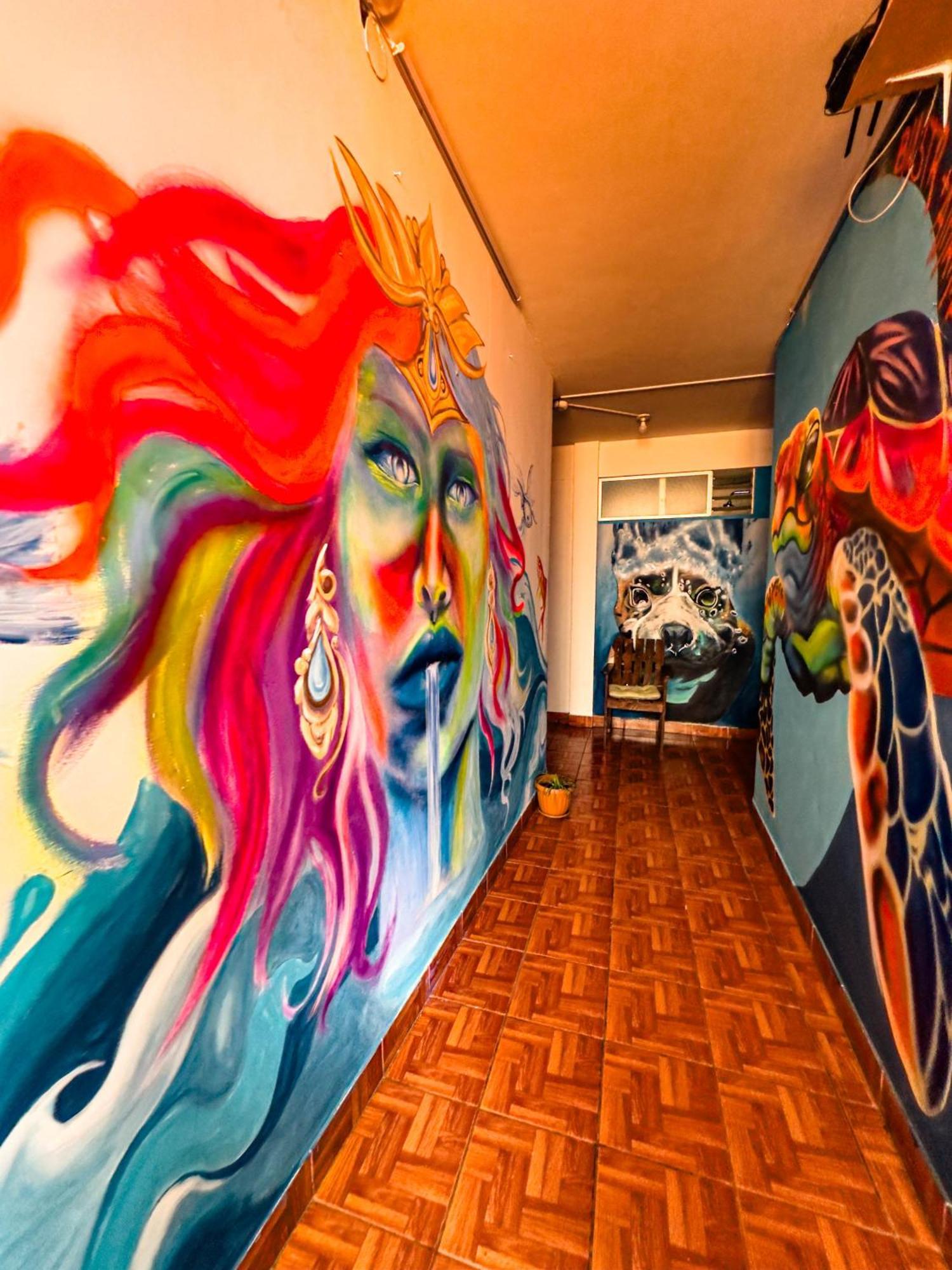 Lobo Hostel La Paz Bagian luar foto